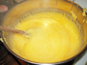 Tortini di polenta ripieni